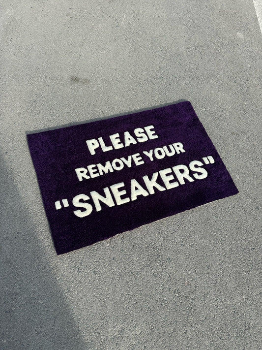 " PLEASE REMOVE YOUR SNEAKERS " TUFTING RUG